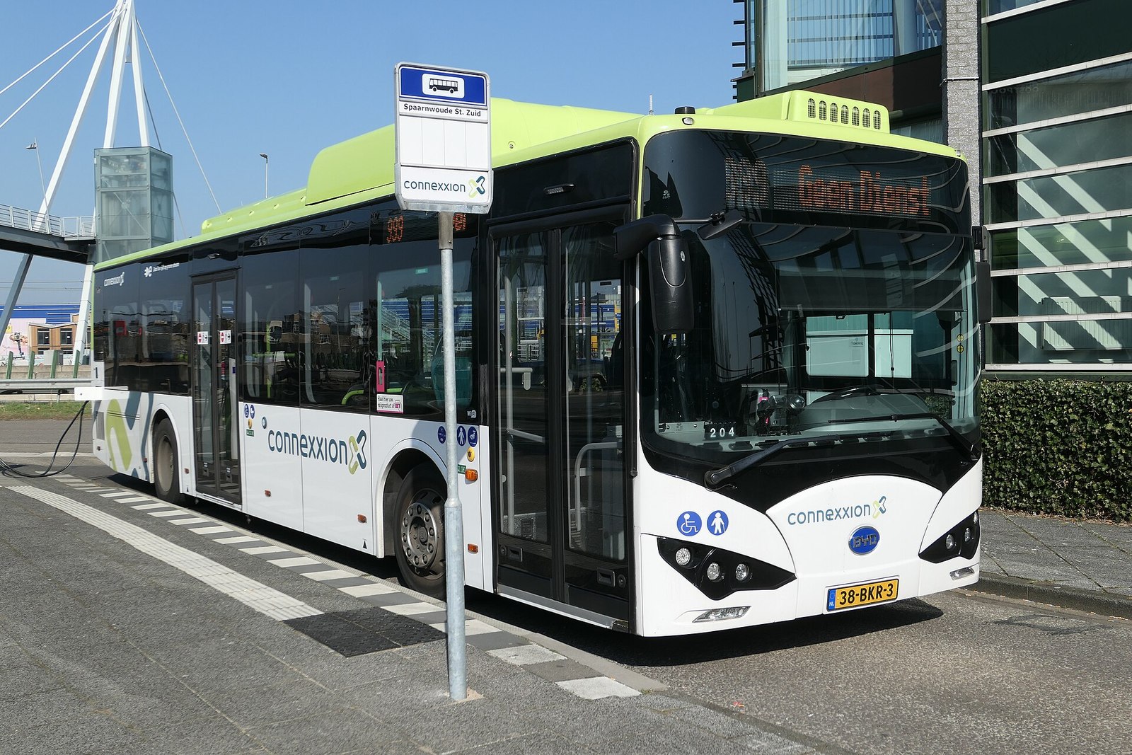 BYD builds its 150,000th commercial EV as the Q3 electric tractor targets long-haul freight